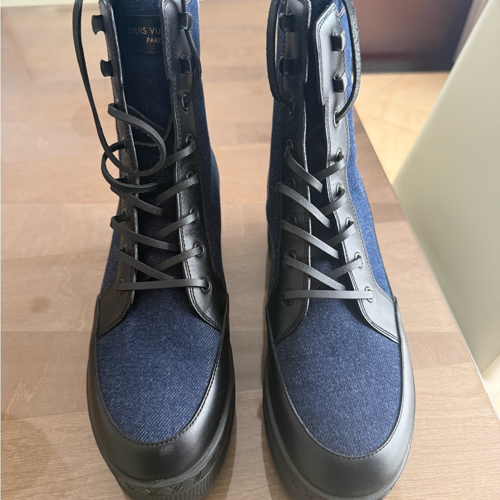 Brand new without a box Louis Vuitton women’s Navy and Black Lace-Up Boots